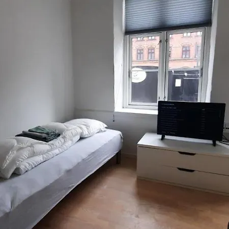 Private In A Shared Alloggio in famiglia