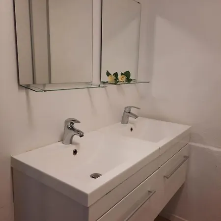 Alloggio in famiglia Private In A Shared