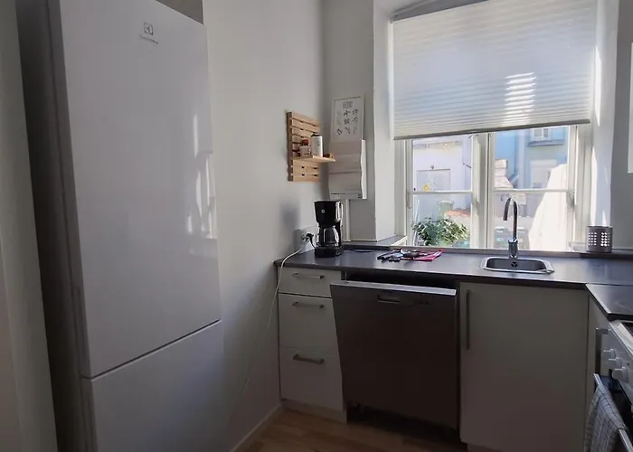 Private In A Shared ホームステイ *